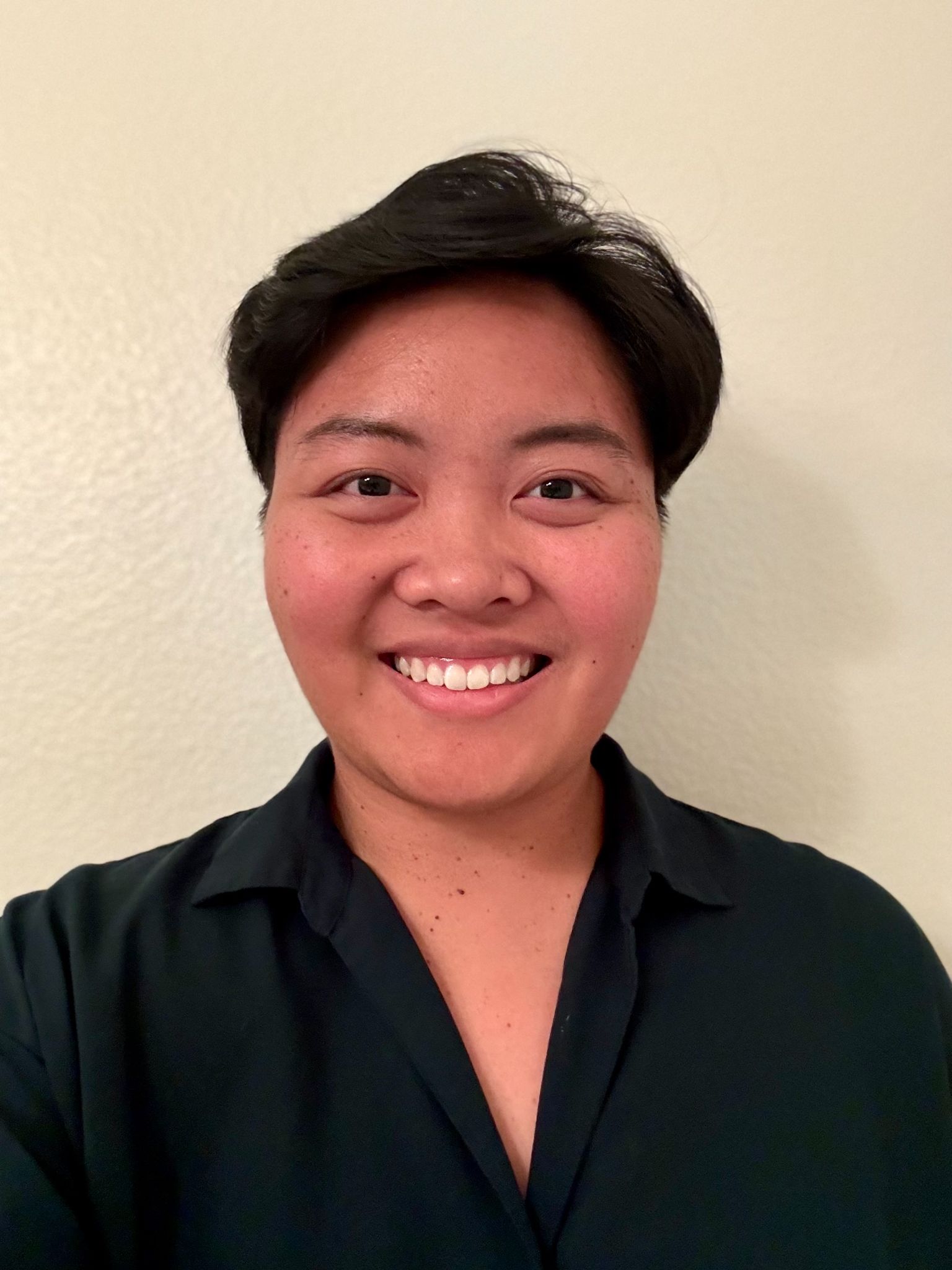 Rachel Reyes (they/them)